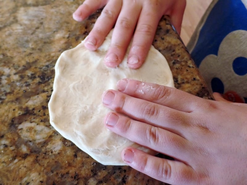 Pepperoni Rolls - simple rolls stuffed with pepperoni and cheese. West Virginia Pepperoni Rolls. Kids recipes.