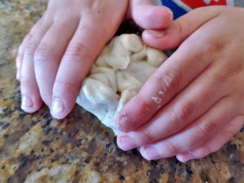 Pepperoni Rolls - simple rolls stuffed with pepperoni and cheese. West Virginia Pepperoni Rolls. Kids recipes.