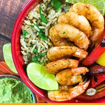 top down view of shrimp and rice bowl with text overlay "cuick - easy - healthy Shrimp Fajita Bowls"