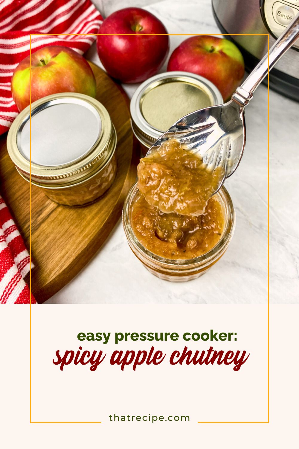 apple chutney in a jar